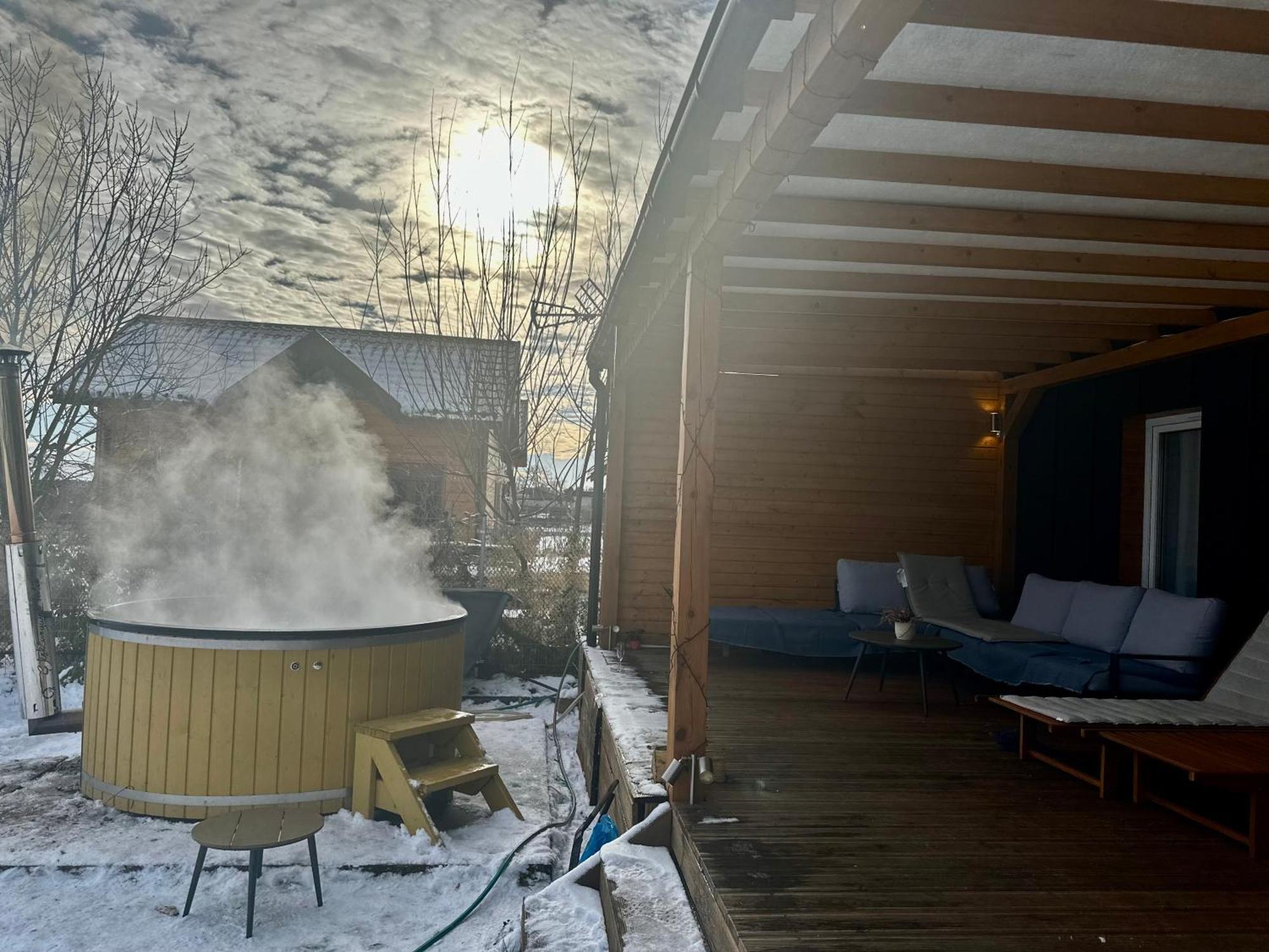 فيلا Relax House Nad Jeziorem Z Goraca Balia Bieniowice المظهر الخارجي الصورة